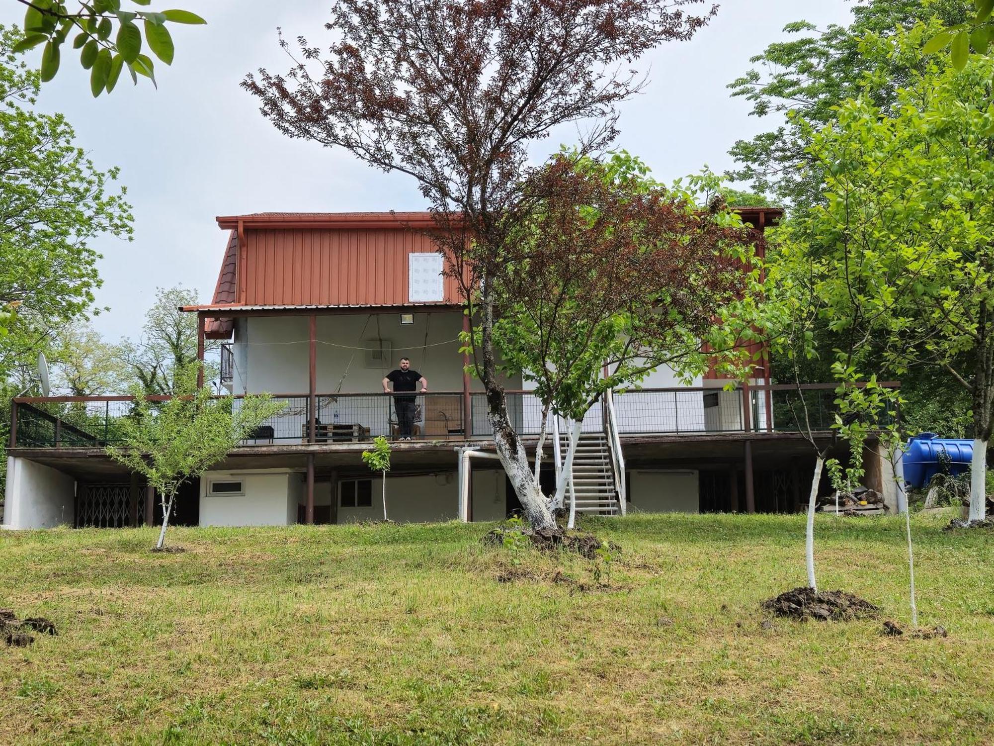 Babilina Hostel & Campsite Navenakhevi Exterior photo